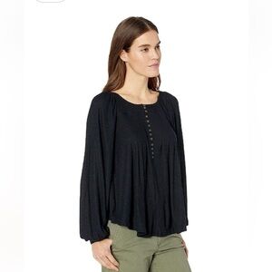 Free People Devin Black Top small